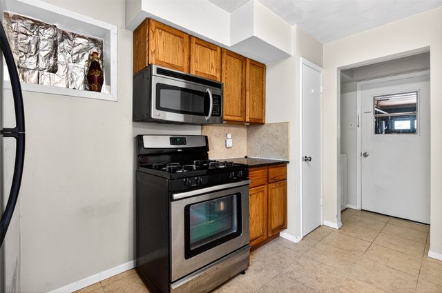 2718 Ridgewood Street, Irving, TX 75062