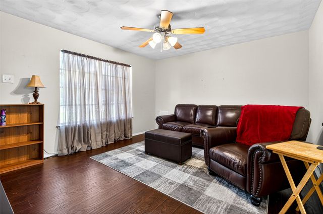 2718 Ridgewood Street, Irving, TX 75062