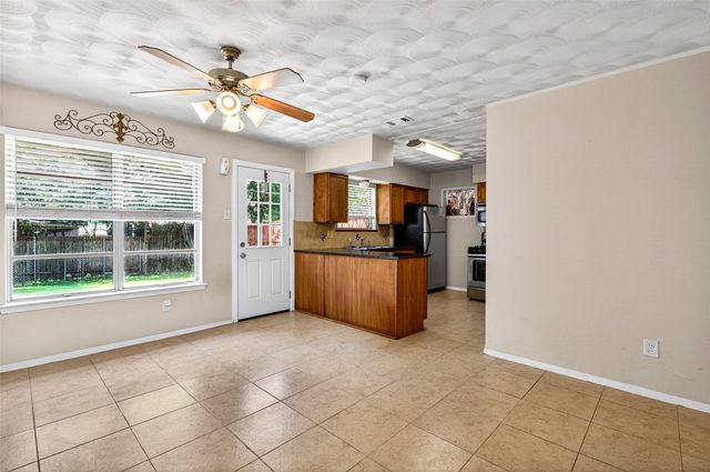 2718 Ridgewood Street, Irving, TX 75062