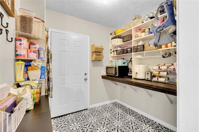 7258 Hummingbird Lane, Winston, GA 30187