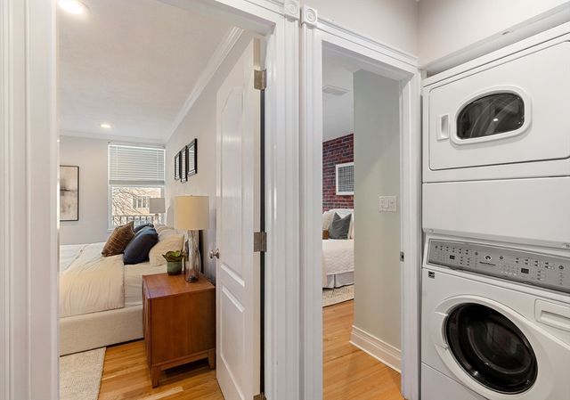 285 Beacon Street 3B, Boston, MA 02116