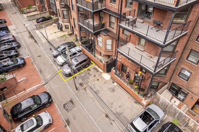 285 Beacon Street 3B, Boston, MA 02116