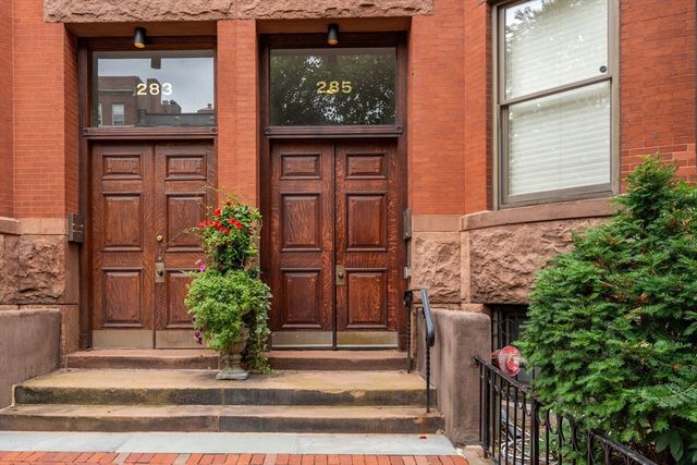 285 Beacon Street 3B, Boston, MA 02116