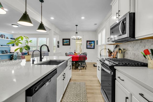 245 Summer Tanager Drive, Summerville, SC 29485