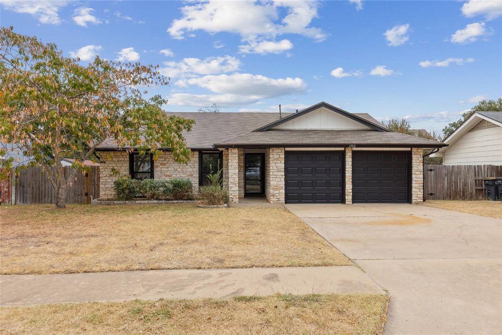 3912 Hillside DR, Round Rock, TX 78681
