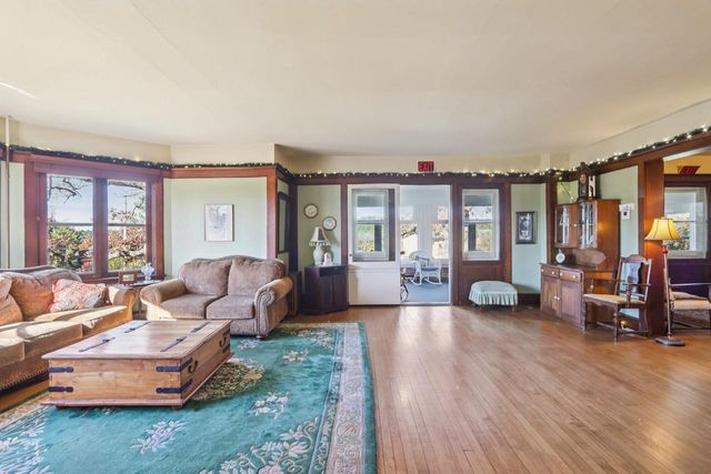 930 River Road, Wisconsin Dells, WI 53965