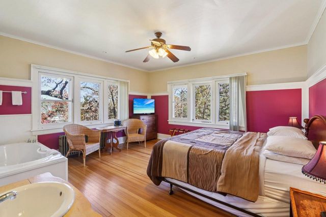 930 River Road, Wisconsin Dells, WI 53965