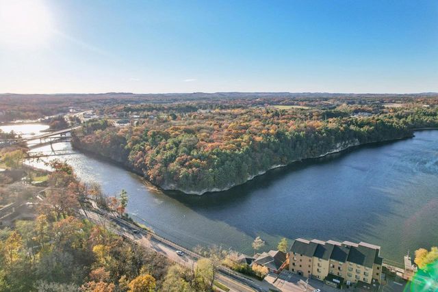 930 River Road, Wisconsin Dells, WI 53965