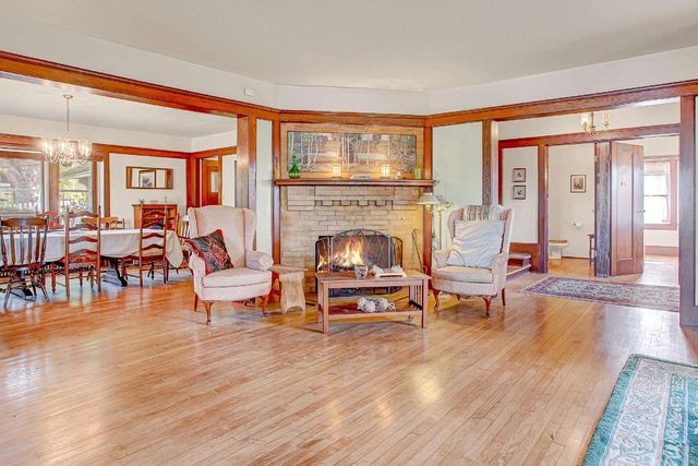 930 River Road, Wisconsin Dells, WI 53965