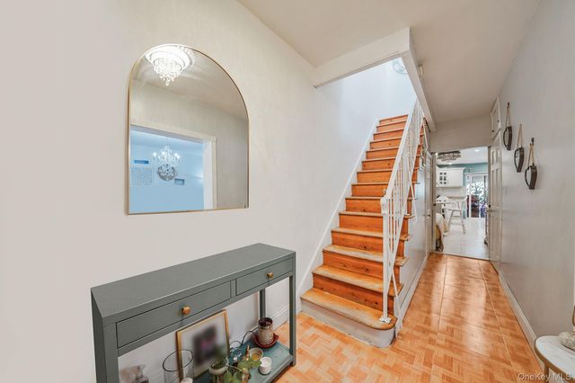 91-26 110th Street, Richmond Hill, NY 11418