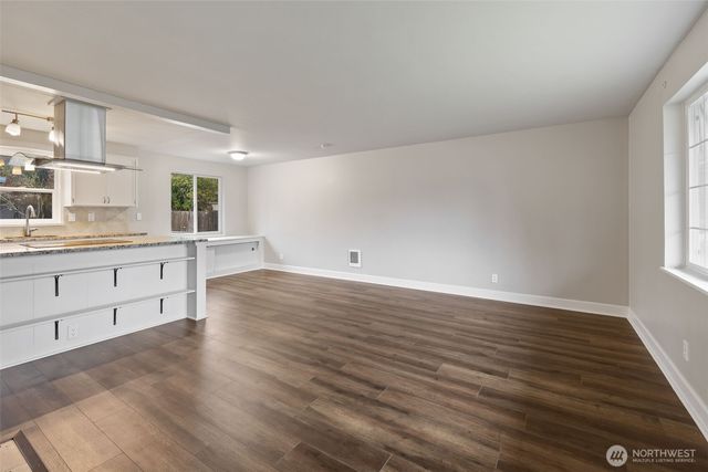 20512 81st Avenue W, Edmonds, WA 98026