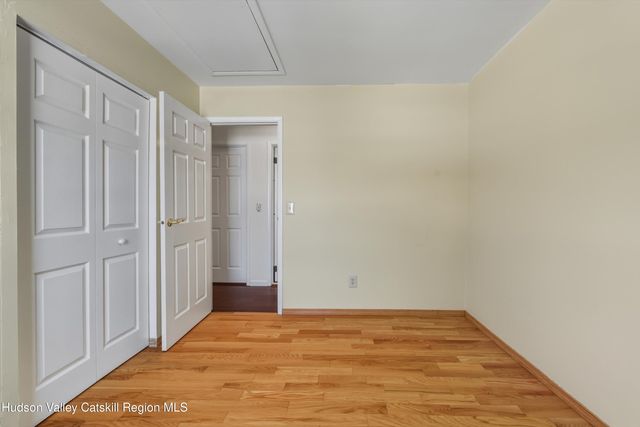 122 Springhollow Drive, Cohoes, NY 12047