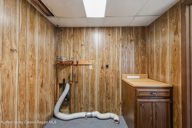 122 Springhollow Drive, Cohoes, NY 12047