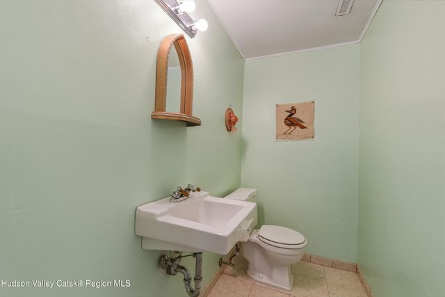 122 Springhollow Drive, Cohoes, NY 12047