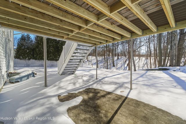 122 Springhollow Drive, Cohoes, NY 12047