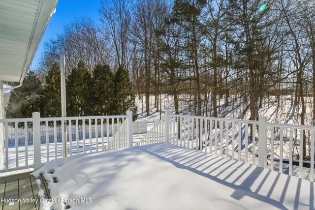 122 Springhollow Drive, Cohoes, NY 12047