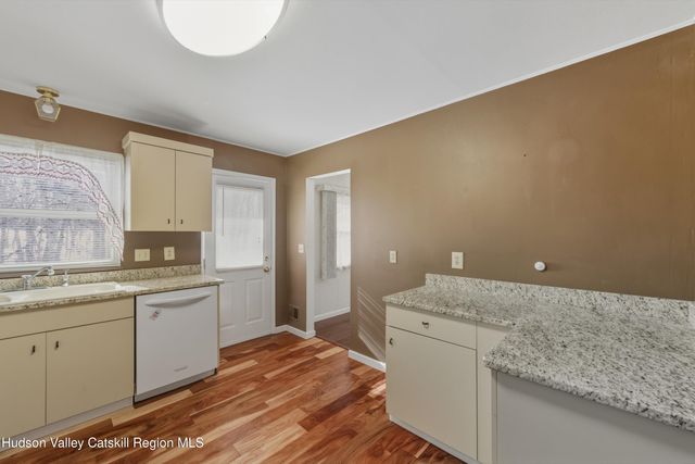 122 Springhollow Drive, Cohoes, NY 12047