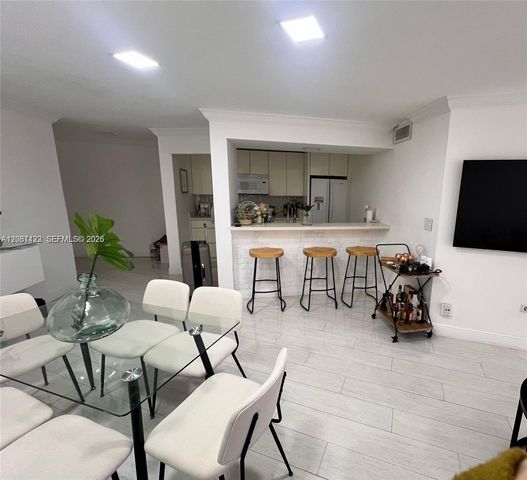 6955 NW 186th St F104, Hialeah, FL 33015