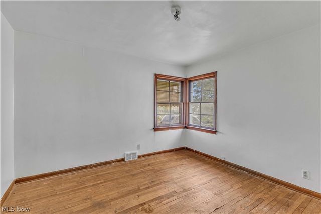 15521 N Lotus Drive, Cleveland, OH 44128