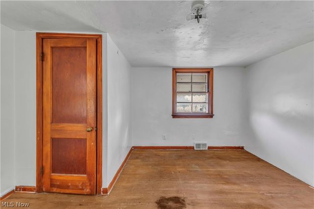 15521 N Lotus Drive, Cleveland, OH 44128