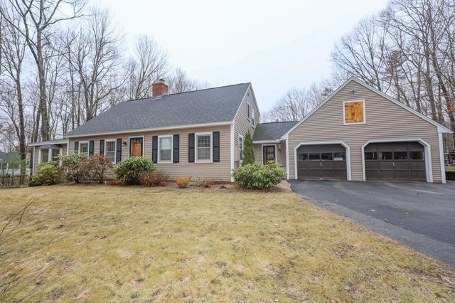 406 4Th Range Road, Pembroke, NH 03275