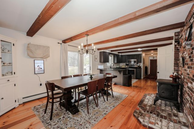 406 4Th Range Road, Pembroke, NH 03275