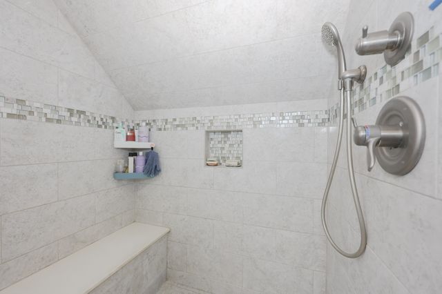 406 4Th Range Road, Pembroke, NH 03275