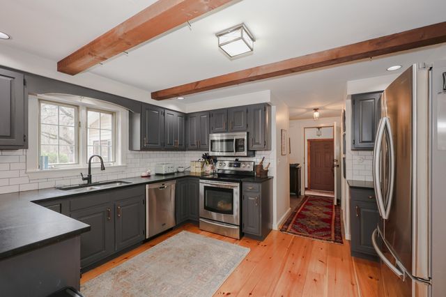 406 4Th Range Road, Pembroke, NH 03275