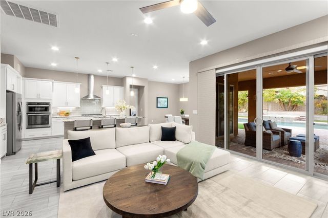 11832 Saverio Avenue, Las Vegas, NV 89138