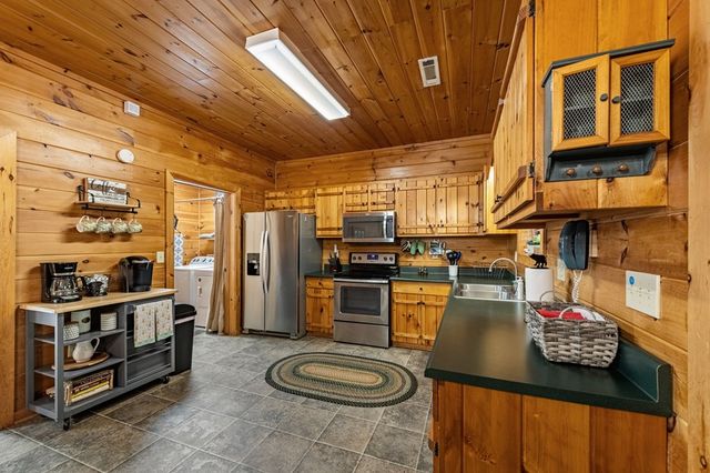 196 Ethan Wilson Way, Morganton, GA 30560