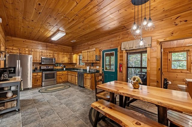 196 Ethan Wilson Way, Morganton, GA 30560
