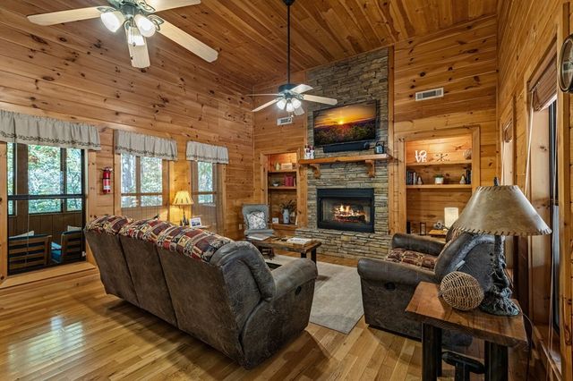 196 Ethan Wilson Way, Morganton, GA 30560