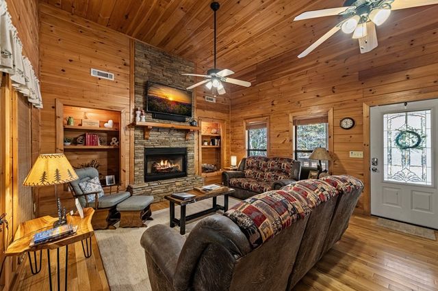 196 Ethan Wilson Way, Morganton, GA 30560