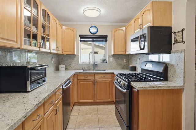 10451 SW 201st Terrace, Cutler Bay, FL 33189
