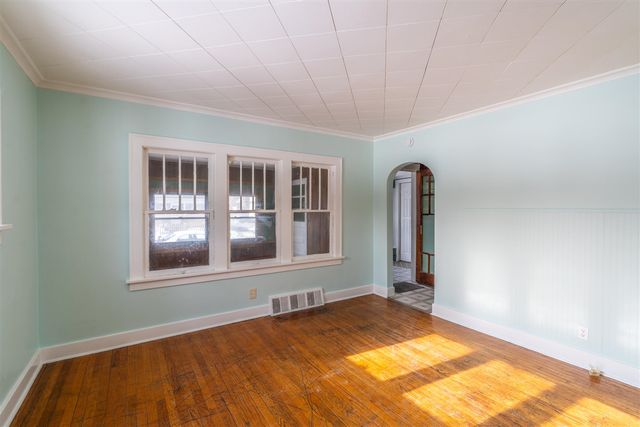 2828 7th Street, Muskegon, MI 49444