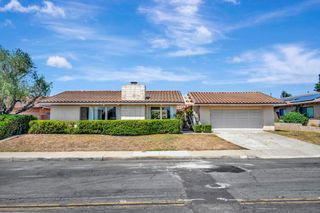 8838 La Jolla Scenic Dr N, La Jolla, CA 92037