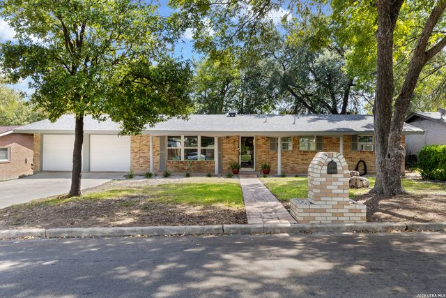8002 Briargate, San Antonio, TX 78230