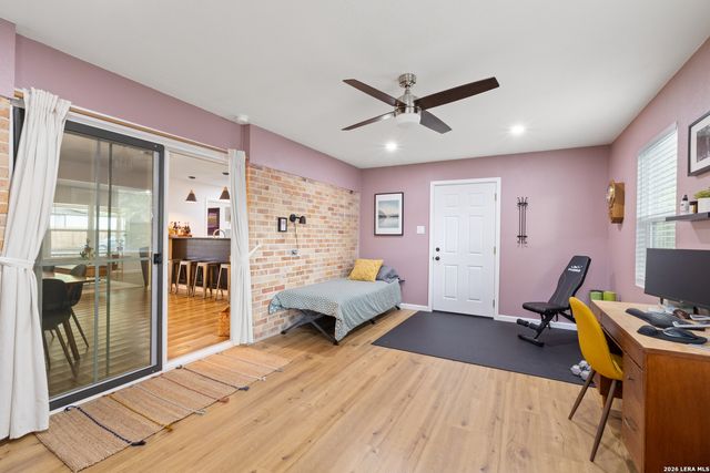 8002 Briargate, San Antonio, TX 78230