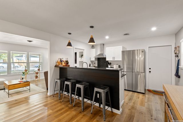 8002 Briargate, San Antonio, TX 78230