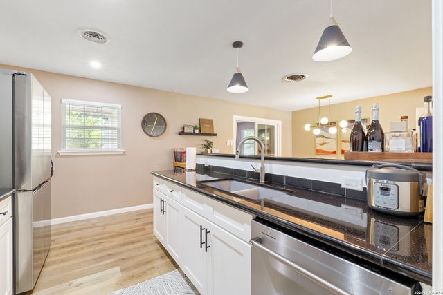 8002 Briargate, San Antonio, TX 78230