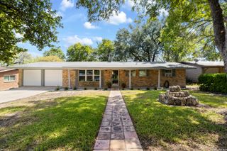 8002 Briargate, San Antonio, TX 78230