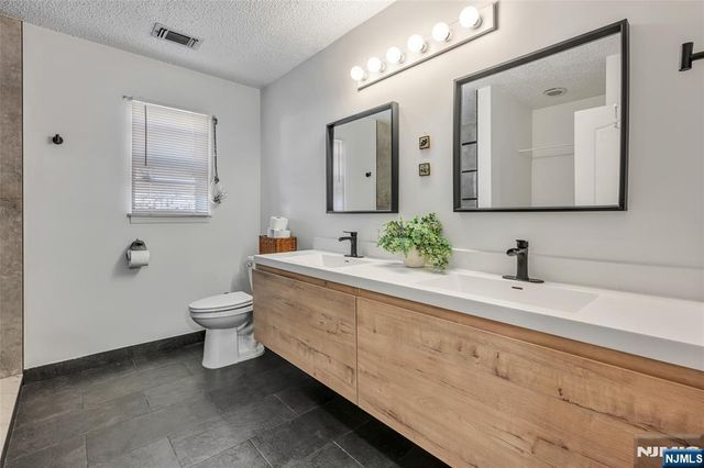 8202 Brittany Drive, Wayne, NJ 07470