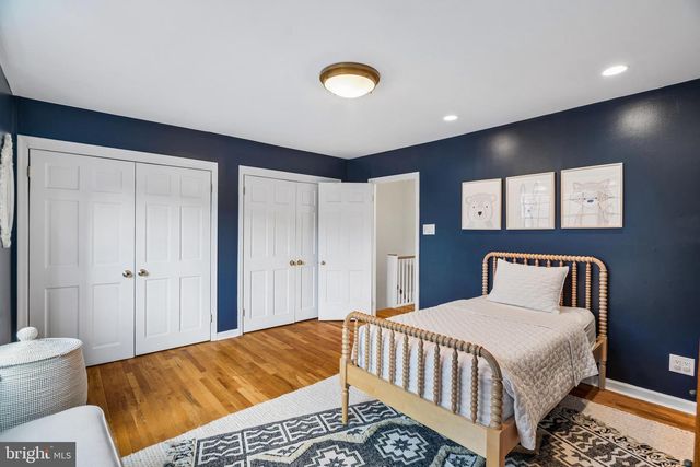 1110 WAVERLY ST, Philadelphia, PA 19147