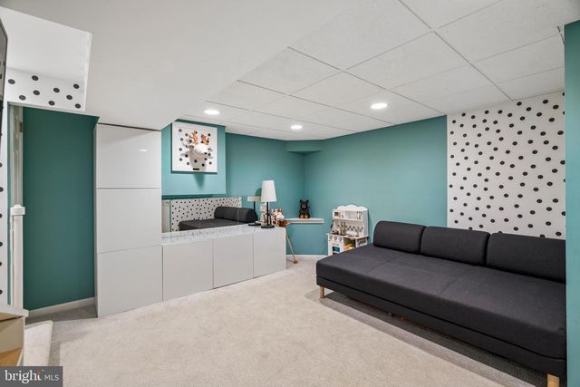 1110 WAVERLY ST, Philadelphia, PA 19147