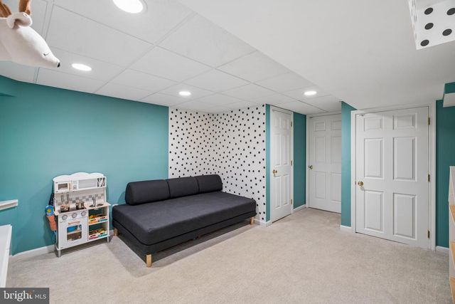 1110 WAVERLY ST, Philadelphia, PA 19147