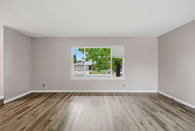 8008 Mesa Oak Way, Citrus Heights, CA 95610