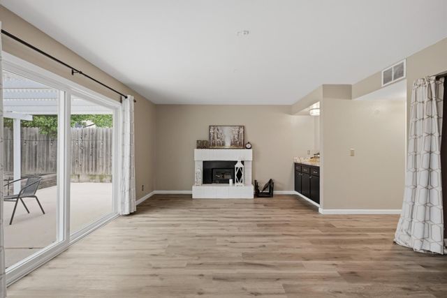 8008 Mesa Oak Way, Citrus Heights, CA 95610