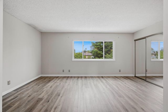 8008 Mesa Oak Way, Citrus Heights, CA 95610