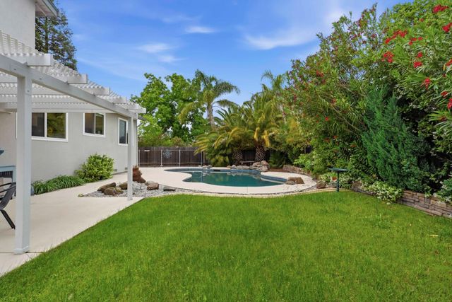8008 Mesa Oak Way, Citrus Heights, CA 95610