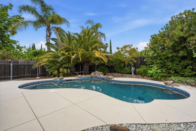 8008 Mesa Oak Way, Citrus Heights, CA 95610